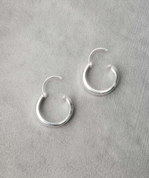 ARCHIVER（アーカイバ）の「【silver925 プレーンデザインピアス】（ピアス（両耳用）・レディース・その他1/その他・MEDIUM/LARGE/X-LARGE/SMALL/XX-LARGE）」の6枚目の写真