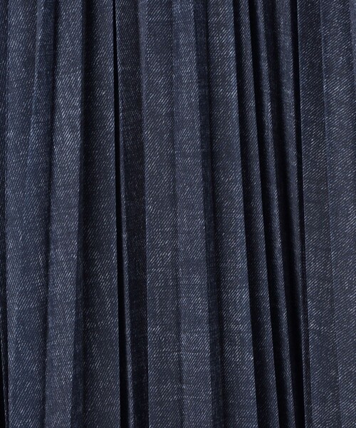 NICOLE white（ニコルホワイト）の「シアーデニムプリーツスカート（スカート・レディース・サックスブルー/ブルー・FREE）」の4枚目の写真