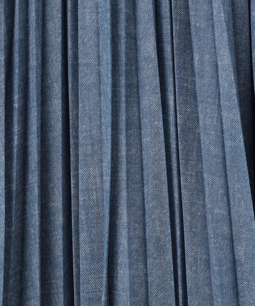 NICOLE white（ニコルホワイト）の「シアーデニムプリーツスカート（スカート・レディース・サックスブルー/ブルー・FREE）」の5枚目の写真