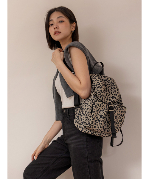 HIGHLOOP(ハイループ)の「ブルームツーポケットバックパック(バックパック/リュック・レディース・ブラック/マルチ/ブルー系その他/インディゴブルー/ミント/モカ/ネイビー/キャメル/バーガンディー/ブルー/グレー・FREE)」の14枚目の写真