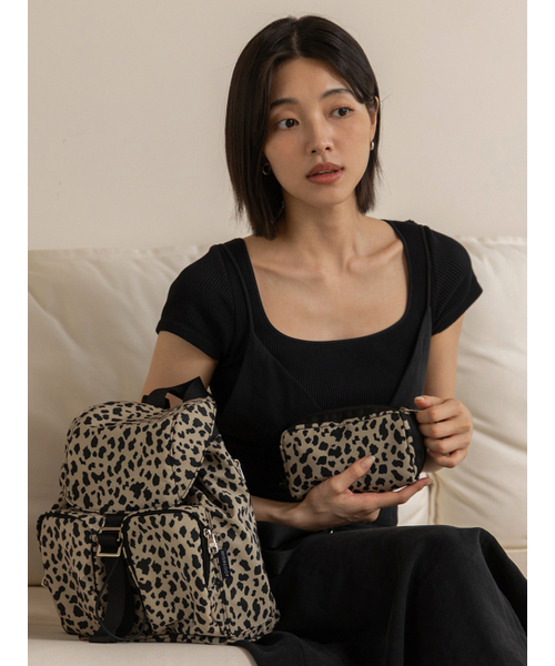 HIGHLOOP(ハイループ)の「ブルームツーポケットバックパック(バックパック/リュック・レディース・ブラック/マルチ/ブルー系その他/インディゴブルー/ミント/モカ/ネイビー/キャメル/バーガンディー/ブルー/グレー・FREE)」の15枚目の写真