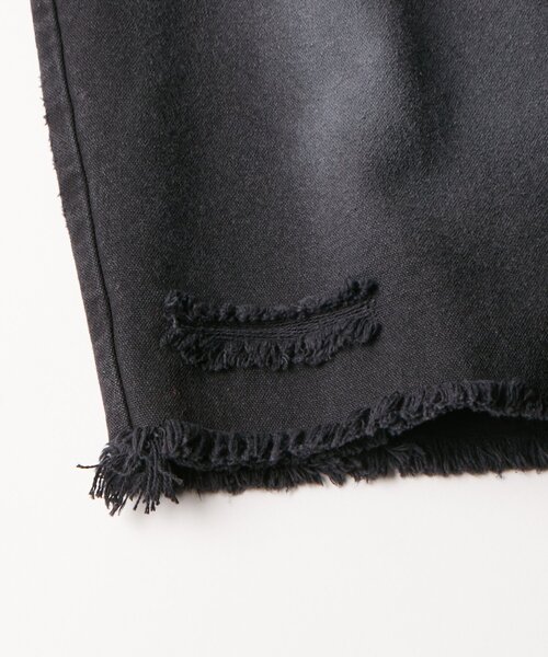 WHO'S WHO gallery（フーズフーギャラリー）の「KOOKY'N ダメージダックハーフパンツ（その他パンツ・メンズ・ブラック・FREE）」の5枚目の写真