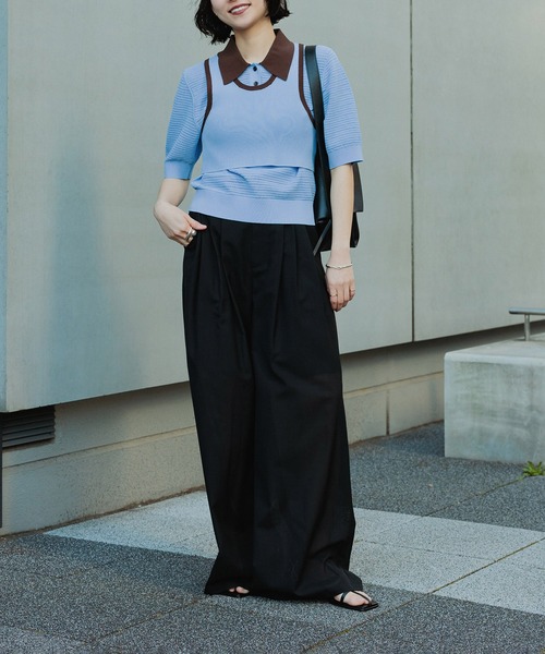 ADAM ET ROPE'（アダムエロペ）の「【サステナブル】タンクコンビパターンポロニット（ポロシャツ・レディース・オフホワイト/ブラウン/サックスブルー・FREE）」の4枚目の写真