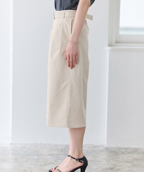 Pierrot(ピエロ)の「エステルツイルミドル丈パンツ(その他パンツ・レディース・ベージュ/ベージュ系その他・M/L/PM)」の21枚目の写真