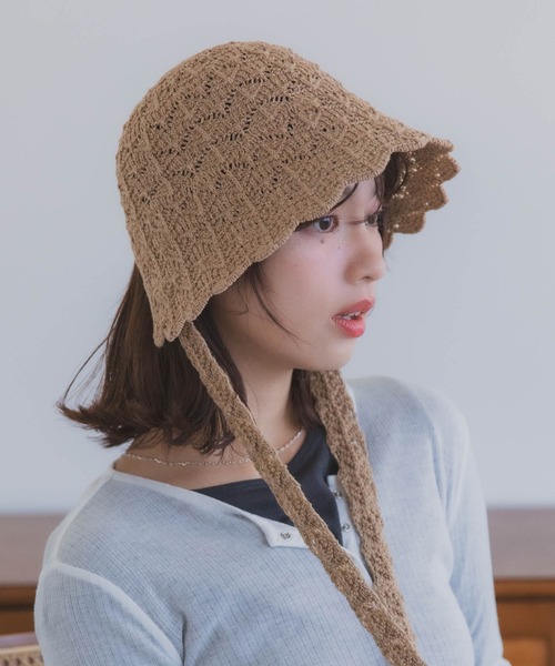 polcadot（ポルカドット）の「クロシェハット / かぎ編み ストラップ付き ナチュラル フリーサイズ（ハット・レディース・ベージュ/ブラック・FREE）」の2枚目の写真