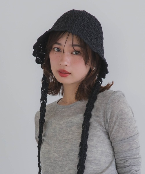 polcadot（ポルカドット）の「クロシェハット / かぎ編み ストラップ付き ナチュラル フリーサイズ（ハット・レディース・ベージュ/ブラック・FREE）」の4枚目の写真