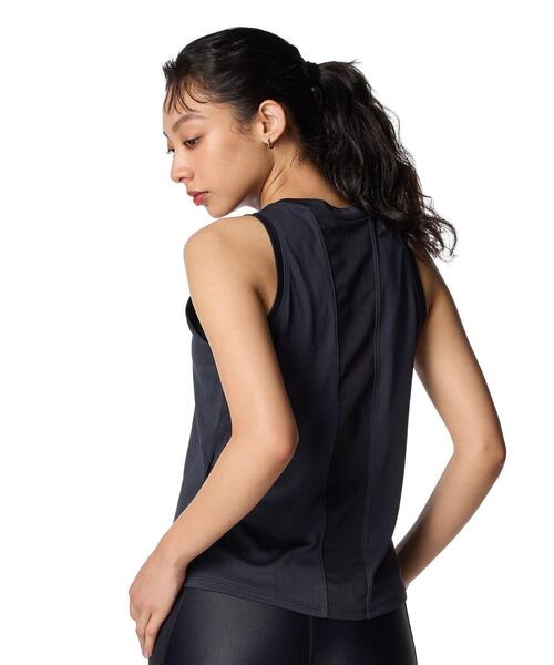 UNDER ARMOUR（アンダーアーマー）の「UAクール プロ タンク（トレーニング/レディース）（タンクトップ・レディース・ブラック・M/S/L/XL）」の2枚目の写真