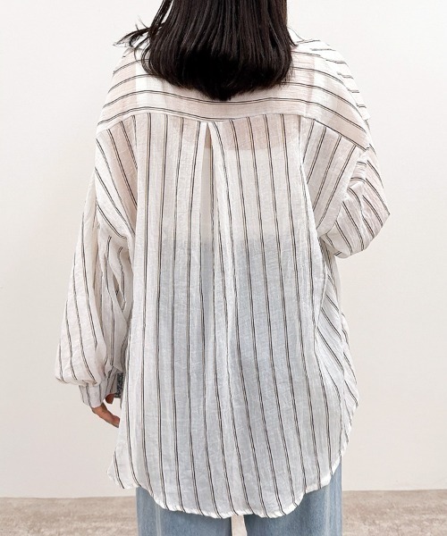 CLOTHY（クロシィ）の「【日差し対策＆UVケア♪】オーバーサイズストライプシアーシャツ（シャツ/ブラウス・レディース・グリーン/オフホワイト/ベージュ・FREE）」の21枚目の写真