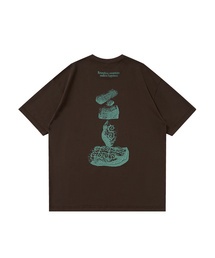 BUTTON SEOUL（ボタンソウル）の「ジェンストーングラフィックオーバーサイズショートスリーブ (2 COLOR)（Tシャツ/カットソー）」