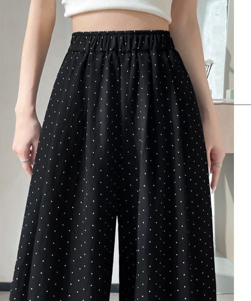 AMAJI(アマジ)の「ドット柄 ハイウエスト ウエストゴム ワイドパンツ(その他パンツ・レディース・ベージュ/ホワイト/ブラック/ライトブルー・MEDIUM/SMALL/X-LARGE/LARGE)」の9枚目の写真