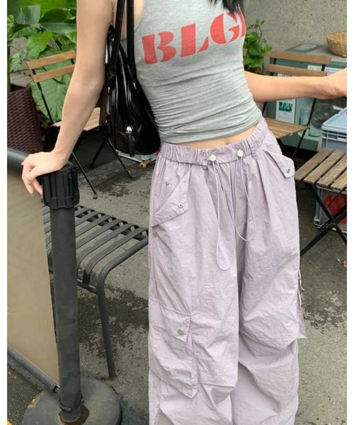 CHEER(チアー)の「速乾カジュアルシャカシャカ カーゴワイドパンツ(カーゴパンツ・レディース・パープル/ブラック・フリー)」の8枚目の写真