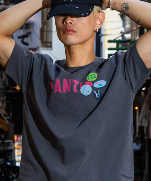 XTONZ（エクストーンズ）の「XF010 アンチピンバッジTシャツ (チャコール)（Tシャツ/カットソー・レディース・その他・SMALL/MEDIUM/LARGE/X-SMALL）」の5枚目の写真