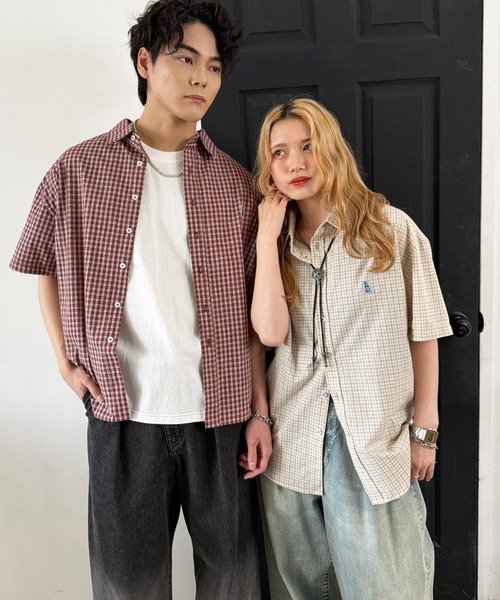 DOUBLE NAME（ダブルネーム）の「【m:rex】ミニ恐竜ワッペン半袖チェックシャツ（シャツ/ブラウス・レディース・オフホワイト/レッド/ブルー・FREE）」の13枚目の写真