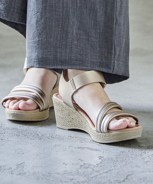 Fashion Letter(ファッションレター)の「日本製 アンクルベルトウェッジサンダル 痛くないサンダル(サンダル・レディース・ゴールド/ブロンズ/ブラック・S/M/L/LL)」の19枚目の写真
