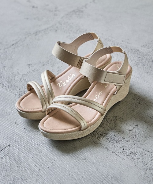 Fashion Letter(ファッションレター)の「日本製 アンクルベルトウェッジサンダル 痛くないサンダル(サンダル・レディース・ゴールド/ブロンズ/ブラック・S/M/L/LL)」の22枚目の写真