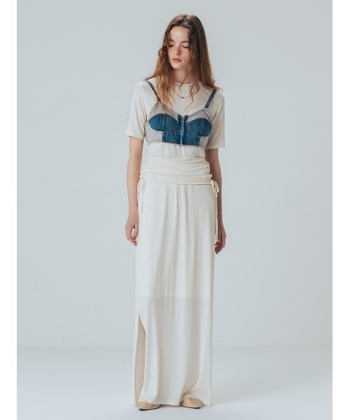 ELCHELE(エルチェレ)の「MELLOW CUT SHIRRING SKIRT(スカート・レディース・オフホワイト/ブラック/ライトブルー・36/38)」の13枚目の写真