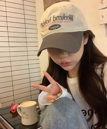 mebole（メボレ）の「Contrast Color holiday Cap（キャップ）」