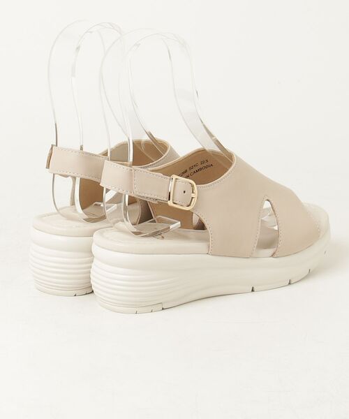 R.(REGAL FOOT COMMUNITY)(アールドット)の「アールドット S21C カバードサンダル(サンダル・レディース・アイボリー・22.5/23/23.5/24/24.5)」の6枚目の写真