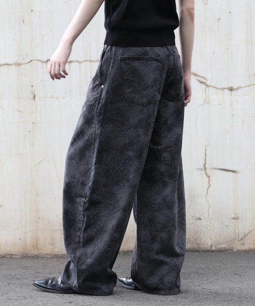 Art re A select(アトリエセレクト)の「【MADE IN KOREA】ペイズリーヴィンテージプリント ツイルカーブスラックス(スラックス・メンズ・チャコールグレー/ベージュ・L/M)」の6枚目の写真