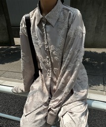 Ameri（アメリ）の「MOLE YARN EMBROIDERY SATIN SHIRT（シャツ/ブラウス）」