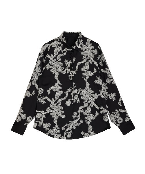 Ameri(アメリ)の「MOLE YARN EMBROIDERY SATIN SHIRT(シャツ/ブラウス・レディース・ベージュ/ブラック/スカイブルー・FREE)」の17枚目の写真