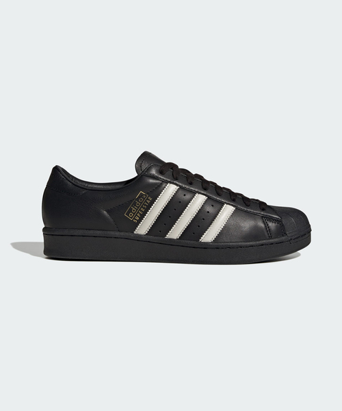 adidas Originals(アディダスオリジナルス)の「adidas Originals (アディダス オリジナルス) SUPERSTAR VINTAGE(スニーカー・メンズ・ブラック/ホワイト・26cm/26.5cm/27cm/27.5cm/28cm/28.5cm/29cm)」の1枚目の写真