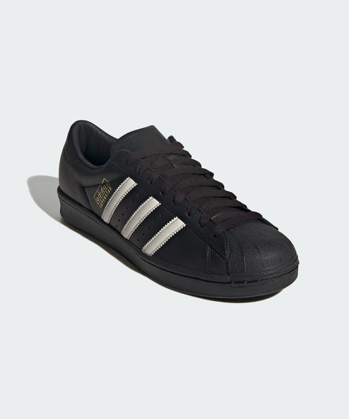 adidas Originals(アディダスオリジナルス)の「adidas Originals (アディダス オリジナルス) SUPERSTAR VINTAGE(スニーカー・メンズ・ブラック/ホワイト・26cm/26.5cm/27cm/27.5cm/28cm/28.5cm/29cm)」の4枚目の写真