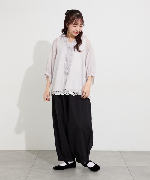 Samansa Mos2(サマンサ モスモス)の「【接触冷感】裾ギャザーフリルバルーンパンツ(その他パンツ・レディース・ストライプ/キナリ/ブラック・M/L)」の9枚目の写真