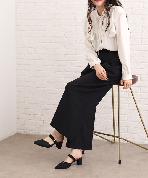ESPERANZA(エスペランサ)の「シャイニーミュールパンプス(パンプス・レディース・ホワイト/ブラック・M/LL/S/L)」の8枚目の写真