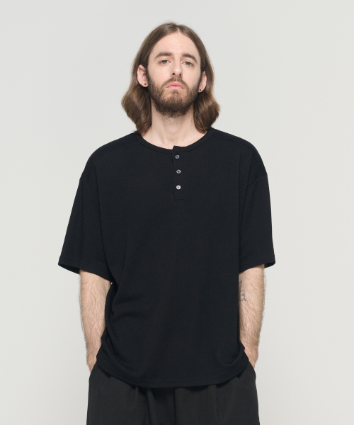 CARGOBROS(カーゴブロス)の「ACS ヘンリーネック 半袖Tシャツ (ブラック)(Tシャツ/カットソー・メンズ・その他・FREE)」の2枚目の写真