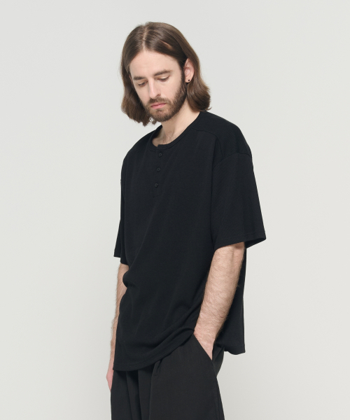CARGOBROS(カーゴブロス)の「ACS ヘンリーネック 半袖Tシャツ (ブラック)(Tシャツ/カットソー・メンズ・その他・FREE)」の3枚目の写真
