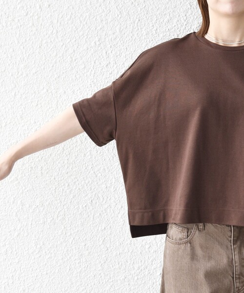 SHIPS any(シップス エニィ)の「SHIPS any:〈手洗い可能〉リバークロス ハーフ スリーブ ワイド TEE(Tシャツ/カットソー・レディース・ブラック/チャコールグレー/ブラウン・ONE SIZE)」の7枚目の写真