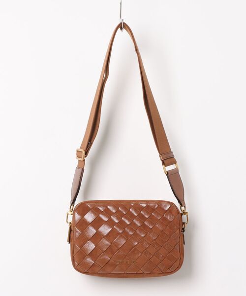 MICHAEL KORS(マイケルコース)の「BRYANT ウーヴン スエード カメラ クロスボディ ミディアム(ショルダーバッグ・レディース・ブラウン系・FREE)」の5枚目の写真