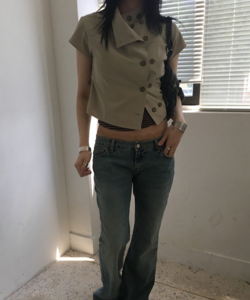 Lis ardent(リスアルダン)の「スタンドカラー ダブルボタン 半袖シャツトップス(シャツ/ブラウス・レディース・ブラック/ベージュ・M)」の8枚目の写真