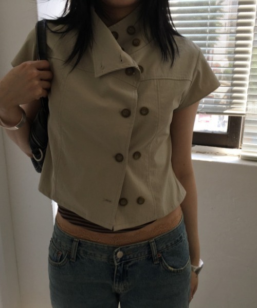 Lis ardent(リスアルダン)の「スタンドカラー ダブルボタン 半袖シャツトップス(シャツ/ブラウス・レディース・ブラック/ベージュ・M)」の11枚目の写真