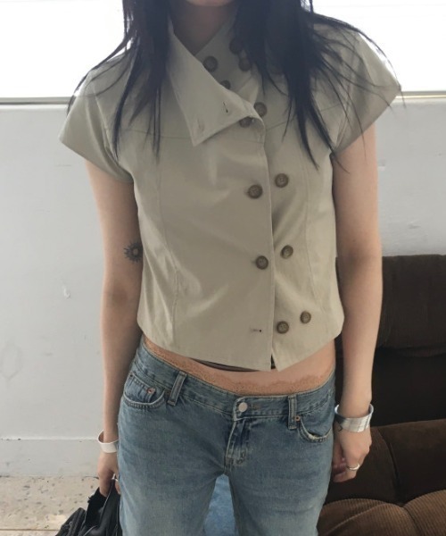 Lis ardent(リスアルダン)の「スタンドカラー ダブルボタン 半袖シャツトップス(シャツ/ブラウス・レディース・ブラック/ベージュ・M)」の19枚目の写真
