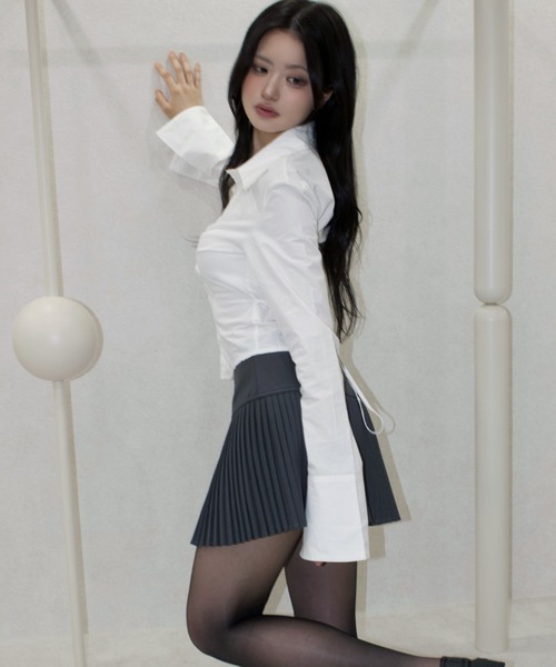 REINE NOIRE(レーヌノワール)の「grace line skirt. / グレースラインスカート(スカート・レディース・グレー・FREE)」の2枚目の写真