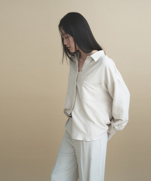 cloenc(クロエンス)の「【手洗い可】フィブリルサテンシャツ(シャツ/ブラウス・レディース・ピンク/ナチュラル/オフホワイト/オリーブ・02)」の17枚目の写真