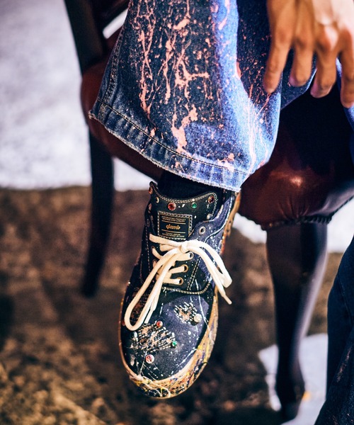 glamb(グラム)の「Grunge Stone Sneakers / グランジストーンスニーカー(スニーカー・メンズ・レッド/ブラック・25/26/27/28)」の19枚目の写真