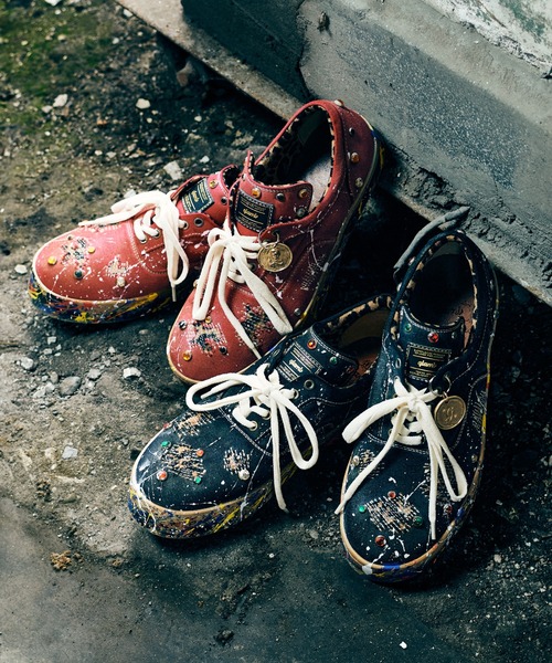 glamb(グラム)の「Grunge Stone Sneakers / グランジストーンスニーカー(スニーカー・メンズ・レッド/ブラック・25/26/27/28)」の3枚目の写真