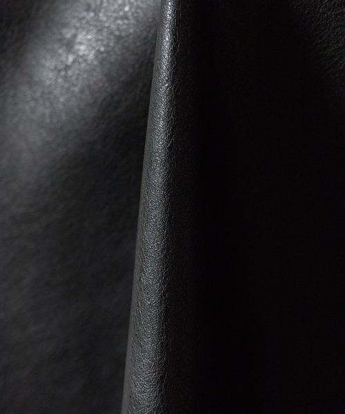 Dickies(ディッキーズ)の「Dickies/ディッキーズ FAKE LEATHER LOOSE FIT WORK PANT フェイクレザー ワークパンツ ブランドロゴ モノトーン アメカジ ストリート 2026年秋冬 秋服(チノパンツ・メンズ・ブラック・32inch/30inch/34inch)」の12枚目の写真