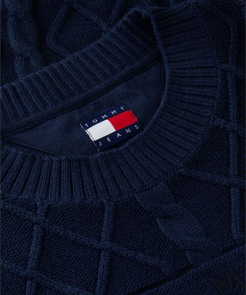 tommy jeans(トミー ジーンズ)の「TJM RLX FLAG CABLE SWEATER EXT(ニット/セーター・メンズ・ネイビー/ホワイト・SMALL/MEDIUM/LARGE)」の6枚目の写真