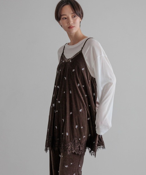LOWRYS FARM(ローリーズファーム)の「ベロアシシュウレースミニワンピース 1070858(ワンピース・レディース・ブラック/ブラウン・FREE)」の6枚目の写真