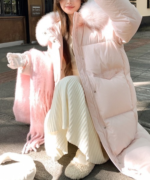 AMAJI（アマジ）の「ファーカラー フード付き 中綿 ロングコート（その他アウター・レディース・ベージュ/ライトピンク・SMALL/MEDIUM/LARGE/X-LARGE）」の3枚目の写真