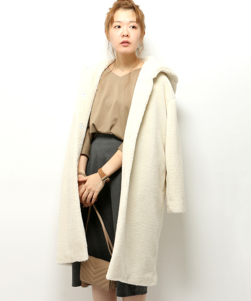 LBC（エルビーシー）の「Eボアコート（その他アウター・レディース・オフホワイト/ライトブラウン・LARGE/MEDIUM）」の13枚目の写真