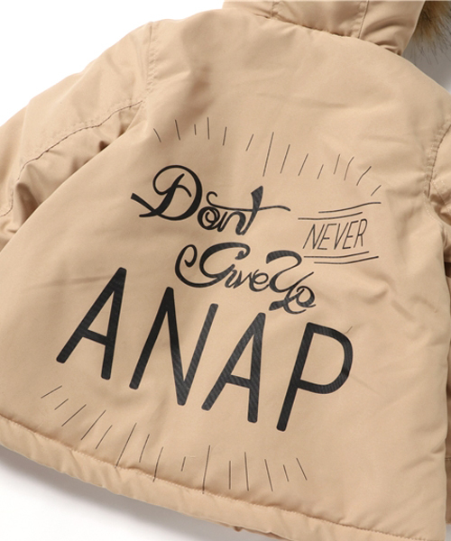 ANAP kids（アナップキッズ）の「ワッペンデザインモッズコート（モッズコート・キッズ・インディゴブルー/カーキ/ベージュ・90cm/130cm/110cm/100cm/120cm）」の4枚目の写真