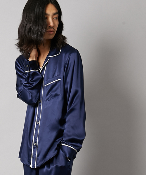 AMERICAN RAG CIE（アメリカンラグシー）の「シルク セットアップ パジャマシャツ WEB限定（シャツ/ブラウス・メンズ・ブラック/ネイビー・1/2/3）」の2枚目の写真