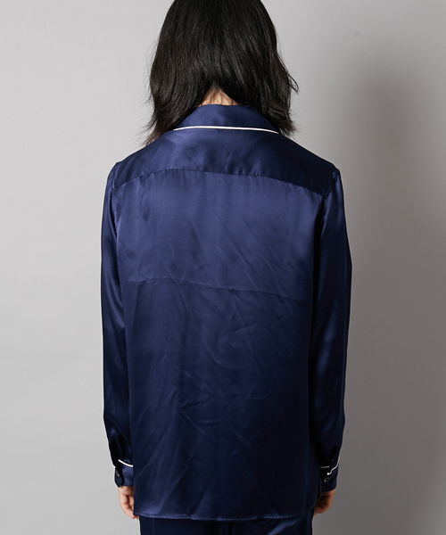 AMERICAN RAG CIE（アメリカンラグシー）の「シルク セットアップ パジャマシャツ WEB限定（シャツ/ブラウス・メンズ・ブラック/ネイビー・1/2/3）」の5枚目の写真