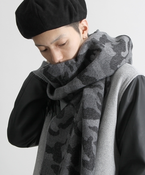 WEGO(ウィゴー)の「WEGO/カモフラストール(ストール/ショール・メンズ・ブラック/カーキ・FREE)」の5枚目の写真