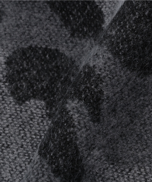 WEGO(ウィゴー)の「WEGO/カモフラストール(ストール/ショール・メンズ・ブラック/カーキ・FREE)」の4枚目の写真